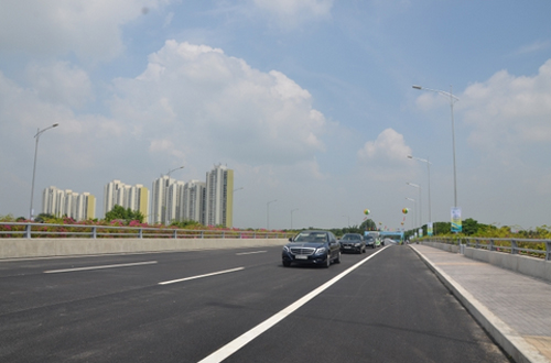 Đẩy nhanh tiến độ đầu tư xây dựng cao tốc Ninh Bình - Bãi Vọt